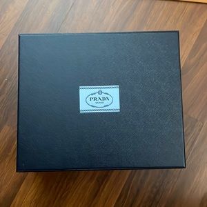 prada box